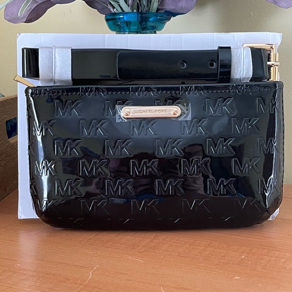 Michael Kors Patent Leather Black Belt Bag NWOT - Picture 1 of 1